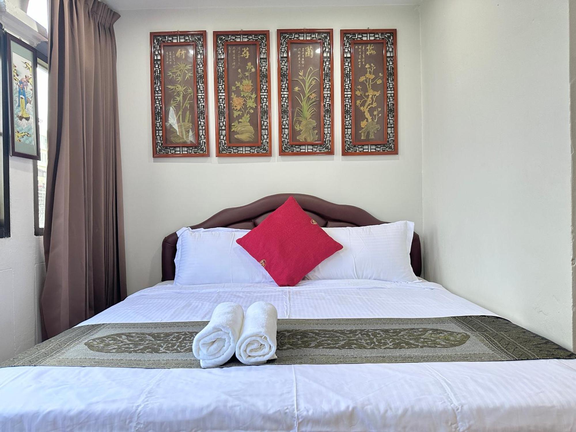 Longzhu Guesthouse Bangkok Exterior photo